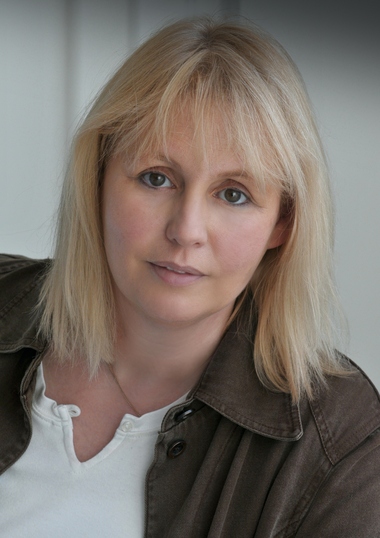 Eine Portraitaufnahme der Autorin Autorin Sabine Städing