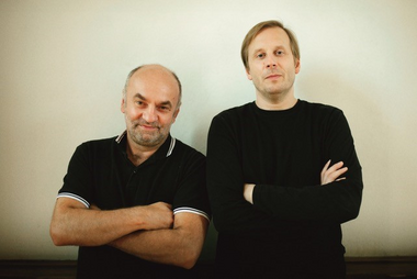 Das Bild zeigt die beiden Köpfe von STIL: Christian Hagitte (links) und Simon Bertling (rechts)